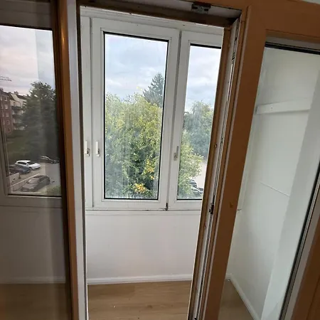 Ost Lägenhet *