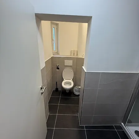 Ost Lägenhet